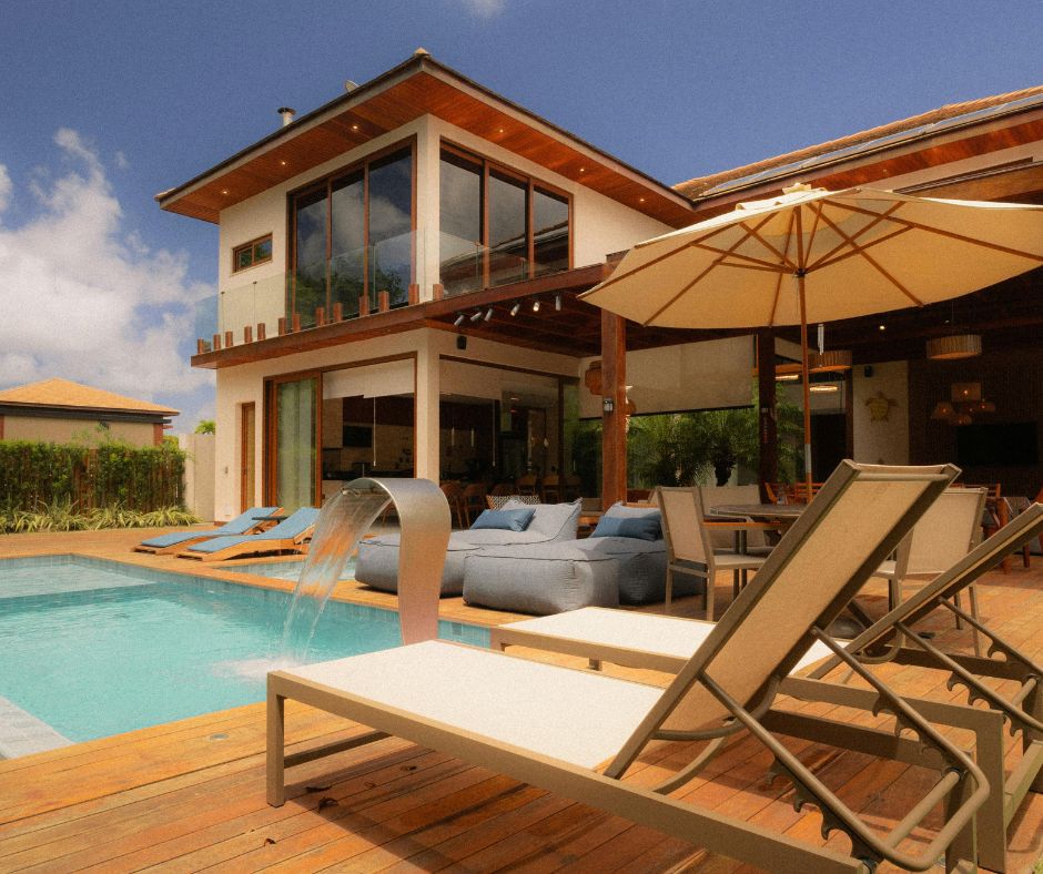 Outdoor Living Sells: The Features That Add Real Value in Florida Homes