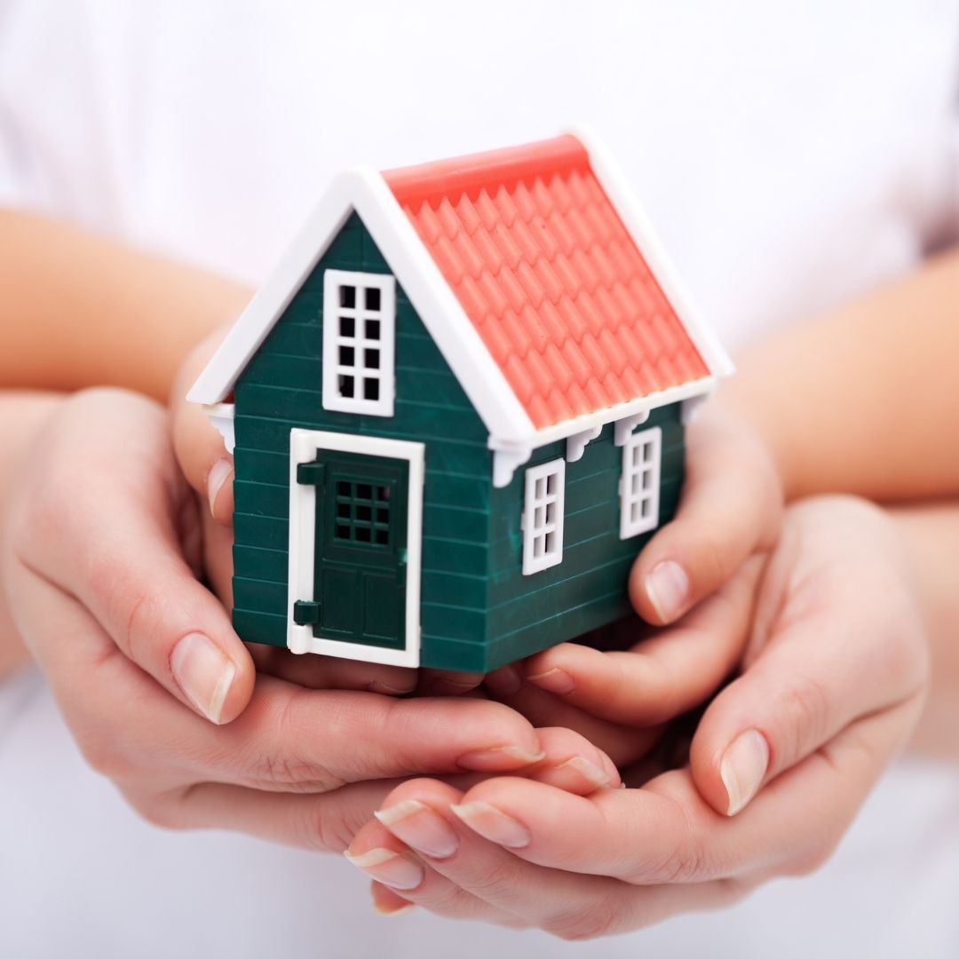 Downsizing or Starting Small? Why Smaller Homes Are Winning Over Two Generations