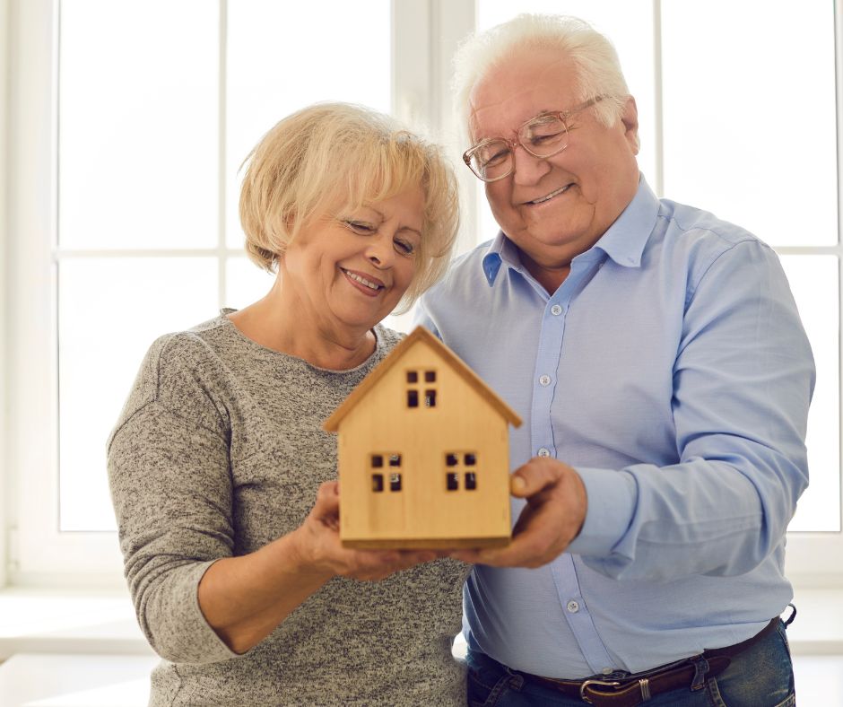 Experience Pays Off: How Older Homeowners Are Gaining an Edge Through Housing Wealth